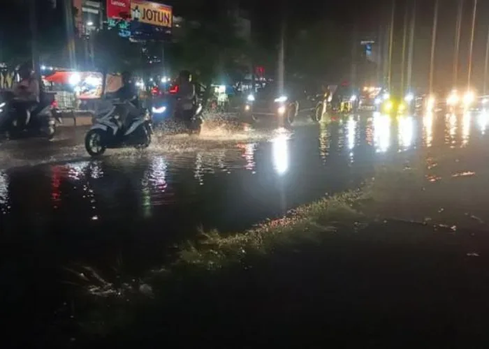 Hujan Turun, Drainase Bermasalah, Pekanbaru Kebanjiran