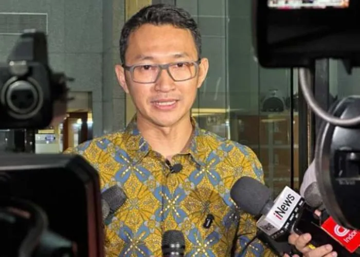 KPK Periksa Mantan Direktur Bukaka Terkait Korupsi Flyover SKA Pekanbaru