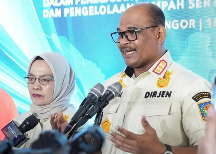 Kemendagri Minta BPBD-Damkar di Indonesia Waspadai Banjir dan Longsor