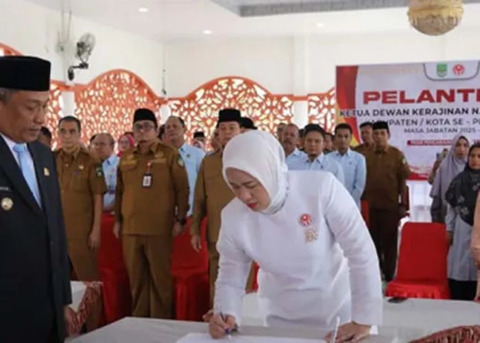 Bupati Anton Hadiri Pelantikan Yeni Dwi Putri Sebagai Ketua Dekranasda Rohul
