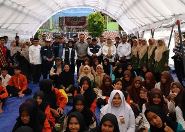 93 Sekolah Terdampak Banjir di Agam Libur Sampai 22 Desember