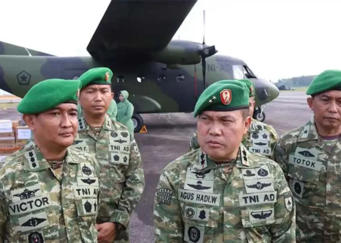 Kodam XIX Tuanku Tambusai Gunakan Pesawat TNI AD Kirim Bantuan Bencana