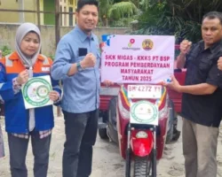 PT BSP Bantu Motor Gerobak, Masalah Sampah di Kampung Pebadaran Selesai