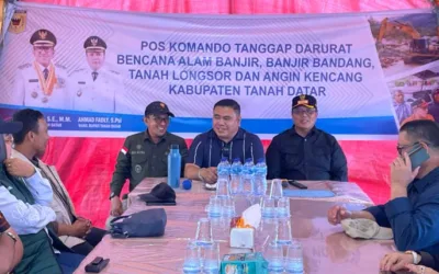 10 Hari Terisolasi Tanpa Listrik, Bantuan Anggota DPR Rico Alviano Menembus Solok dan Tanah Datar