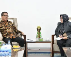 Tak Ada Lawan yang Abadi: Demi Masyarakat Siak, Bupati Afni Rangkul Rival Politik