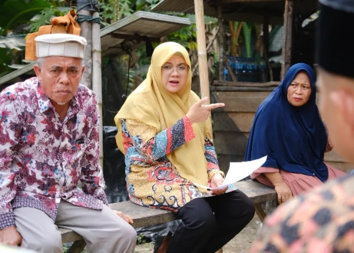 Bupati Afni Janji Perjuangkan Harapan Masyarakat Dusun Tua Rimba Cempedak Agar Segera Menikmati Listrik