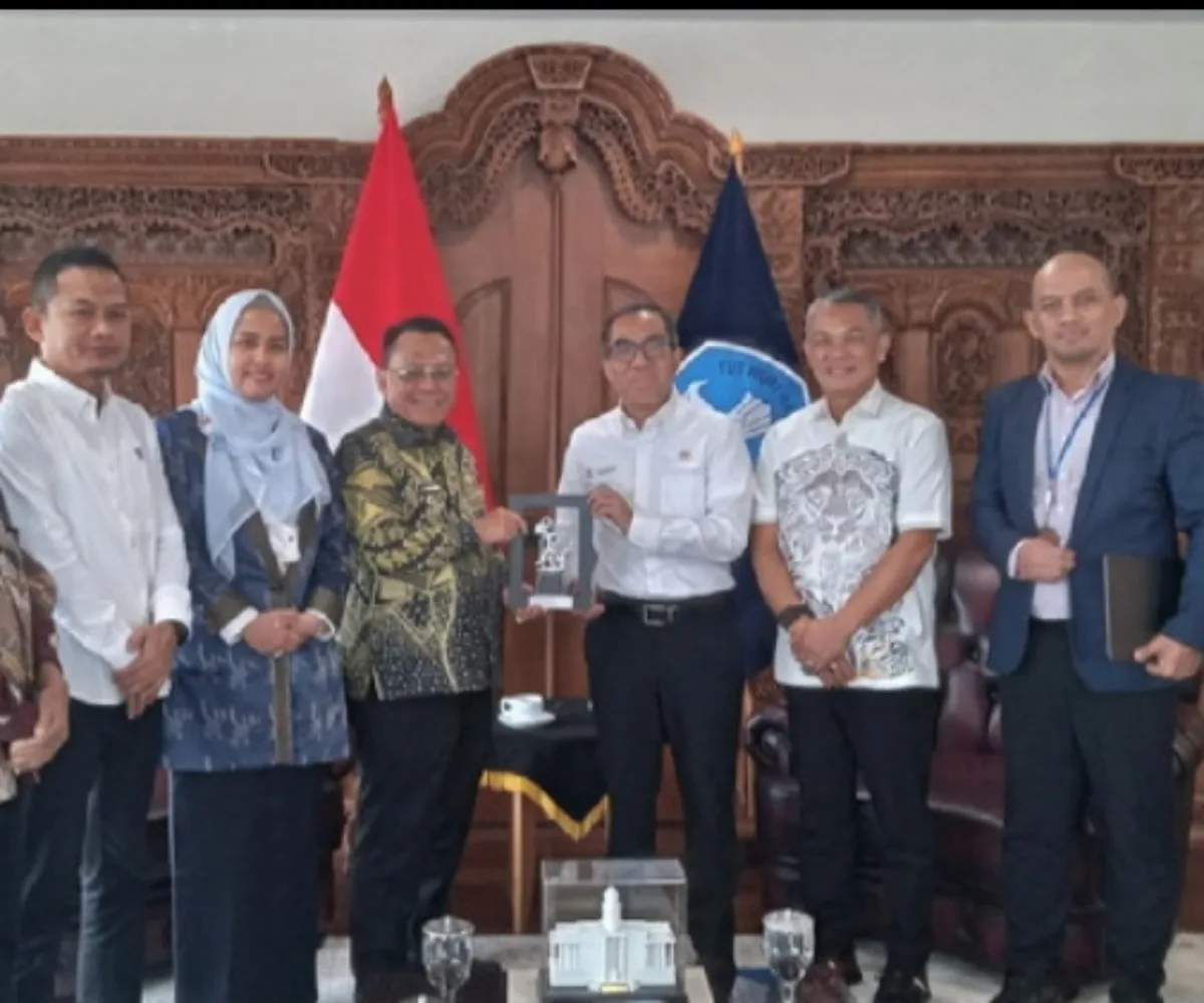 Karmila Sari Dampingi Bupati Rohil Usulkan Pembangunan Sekolah Garuda ke Kemdiktisaintek
