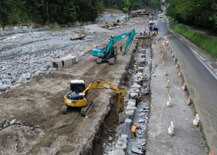 Perbaikan Jalan Lembah Anai Berlanjut, Sistem One Way Ditiadakan Saat Libur Idul Fitri