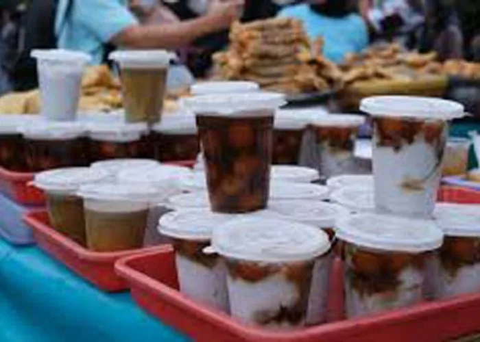 Bagaimana Cara Memilih Ta’jil Berbuka Puasa Menurut Islam?