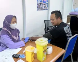 Kemnaker Periksa Kesehatan Sopir di 6 Kota Jelang Mudik Lebaran, Cegah Kecelakaan Akibat Kelelahan