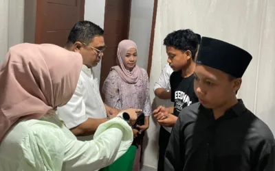 Anggota DPR Rico Alviano Santuni dan Buka Puasa Bersama Anak Yatim di Sawahlunto