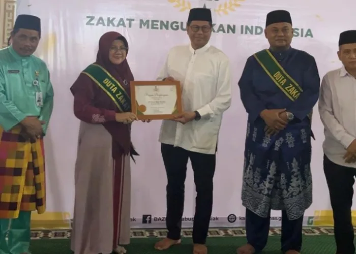 Baznas Siak Anugerahi PT. BSP Penghargaan Mitra Zakat Perusahaan Terbaik