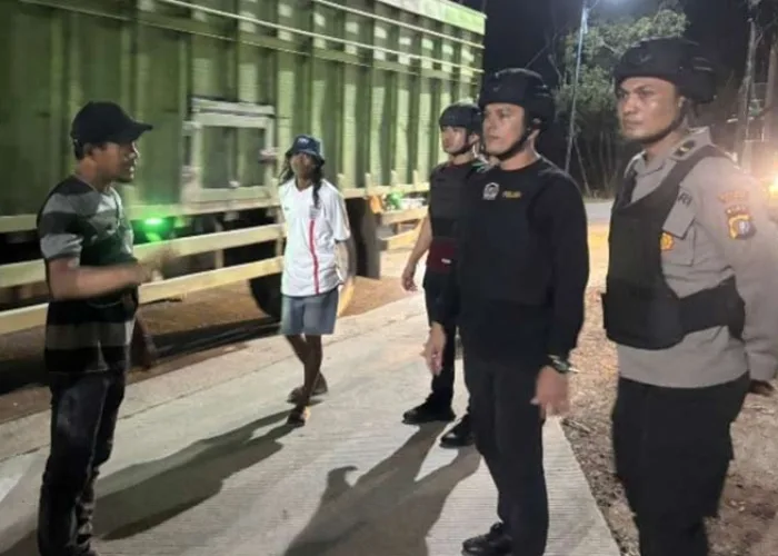 Tim RAGA Polres Dumai Tangkap Pelaku Pungli Sopir Truk di Simpang Melayu, Sita Uang Receh