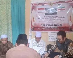 Viral! Bayi di Kampar Diberi Nama Ali Khamenei, Kedubes Iran Datangi Rumah Orang Tua