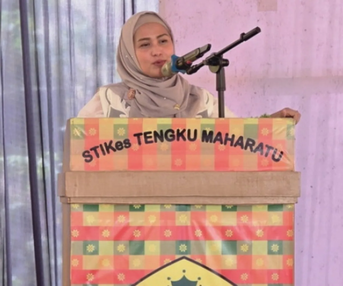 Hadiri Peresmian Kampus STIKes Tengku Maharatu, Anggota DPR RI Karmila Sari Soroti Pentingnya Pemanfaatan  KIP