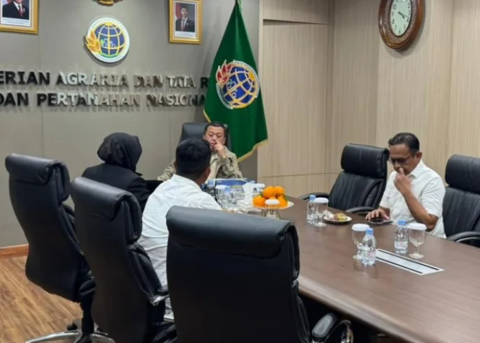 Bupati Siak Datangi Kementerian ATR dan Dirjen Migas, Perjuangkan Hak Warga Kandis dan Minas