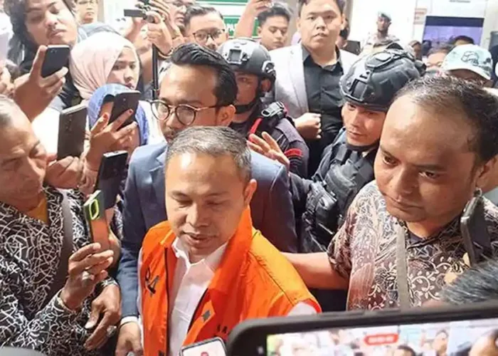 Gubernur Nonaktif Abdul Wahid Siapkan Pleidoi, Kesempatan Terakhir Usai Dituntut 8,5 Tahun Penjara