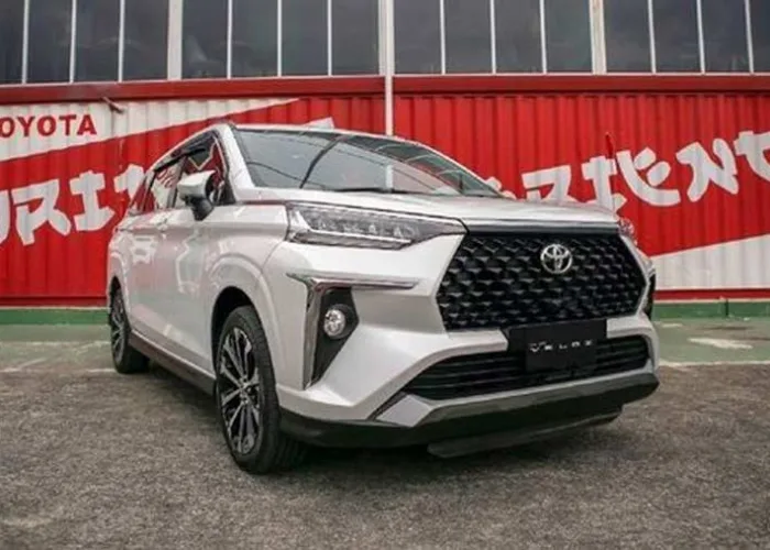 Toyota Setop Produksi Veloz Bensin, Full Beralih ke Hybrid Mulai 2026