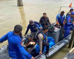 Aksi Kejar-kejaran di Perairan Meranti, Polisi Gagalkan Penyelundupan 27 Kg Sabu dari Malaysia