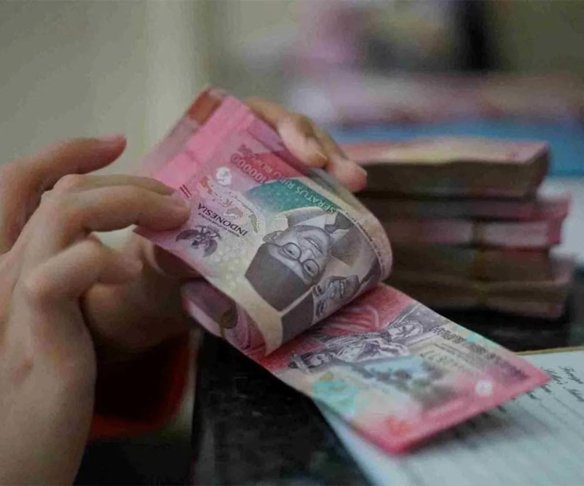 Rupiah Menguat ke Rp17.885 per Dolar AS, Sentimen The Fed dan Investasi Jadi Pendorong