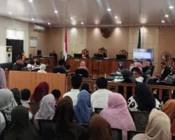 Sidang Abdul Wahid Hadirkan Ajudan dan ART Rumah Dinas, Dicecar Soal Tamu dan Dugaan Aliran Dana