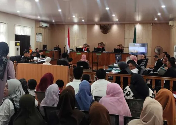 Sidang Abdul Wahid Hadirkan Ajudan dan ART Rumah Dinas, Dicecar Soal Tamu dan Dugaan Aliran Dana