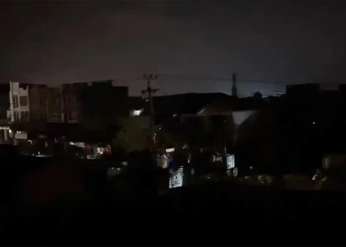 Sumatera Blackout: Semalaman Riau Gelap Gulita, Gangguan Jaringan 275 KV di Muaro Bungo