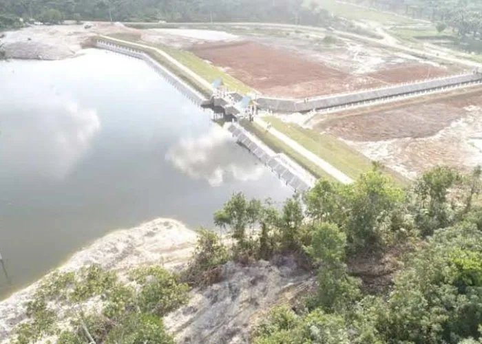 Revitalisasi Embung Stanum, Pemkab Kampar Siapkan Benteng Hadapi Karhutla di Riau