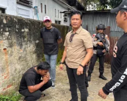 Razia Narkoba di Kampung Dalam Pekanbaru, Polisi Amankan 2 Terduga Pelaku dan Sabu “Paket Seratus”