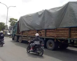 Truk Tonase Besar Masih Nekat Masuk Siang Hari Pekanbaru, Dishub Siapkan Razia Gabungan