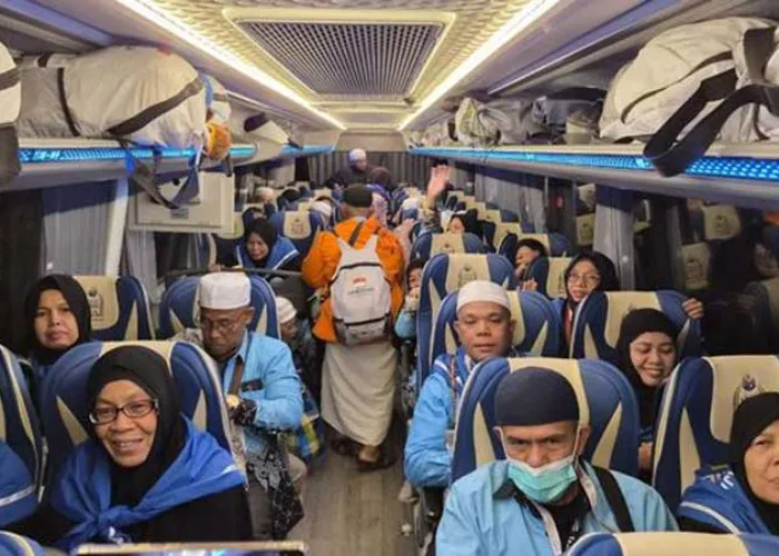 Jemaah Haji Indonesia Mulai Pulang dari Makkah, Ribuan Orang Tinggalkan Tanah Suci dengan Haru dan Syukur