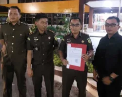 Kajari Padang Laporkan Pengacara Tersangka Korupsi ke Polisi, Sengketa Hukum Baru Muncul Saat Perburuan DPO