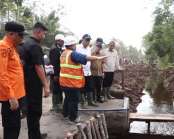KLH Percepat Pembangunan Sekat Kanal di Pelalawan Guna Cegah Karhutla