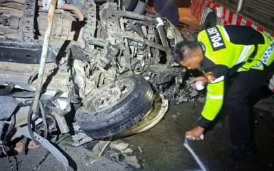 Kecelakaan Maut Tol Pekanbaru-Dumai, Tiga Penumpang Ambulans Tewas Setelah Tabrak Trailer di Siak