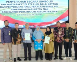 Penantian 20 Tahun Tuntas, Ribuan Warga Balai Kayang Siak Akhirnya Terima SHM