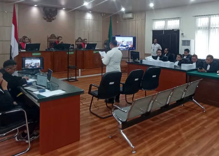 Abdul Wahid Bantah Dakwaan Korupsi, Minta Hakim Bebaskan dan Pulihkan Nama Baiknya