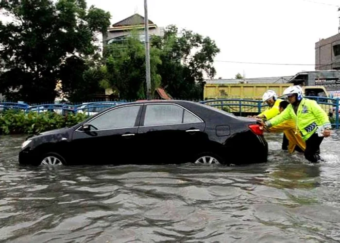 Pemprov Riau Bangun Box Culvert di Sudirman, Banjir Depan RS Awal Bros Segera Teratasi