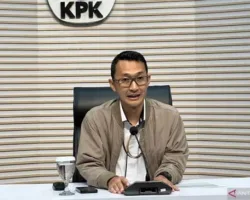 KPK Dalami Dugaan Gratifikasi Alih Fungsi Hutan, Sita SGD12 Ribu dari Ketua DPRD Kuansing