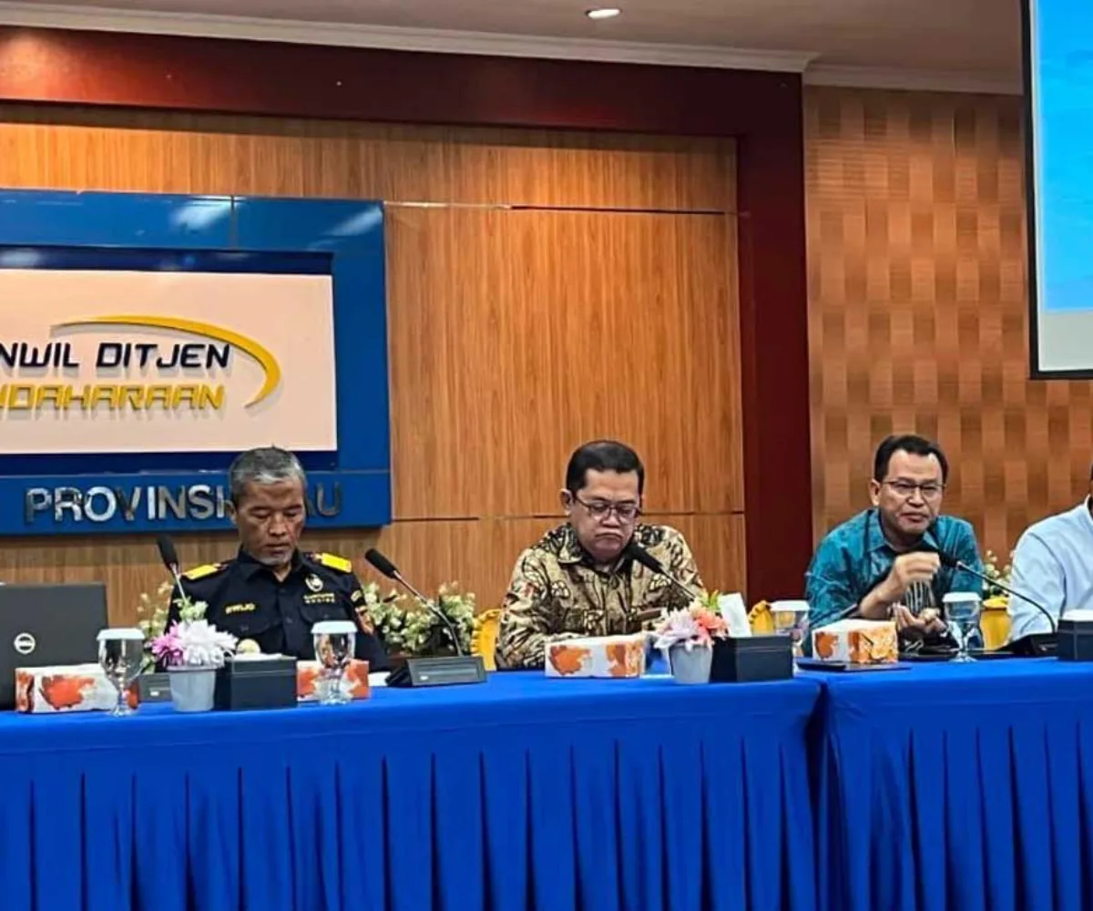 Ekonomi Riau Tumbuh 4,89 Persen di Tengah Gejolak Timur Tengah, Belanja Daerah Masih Lemah