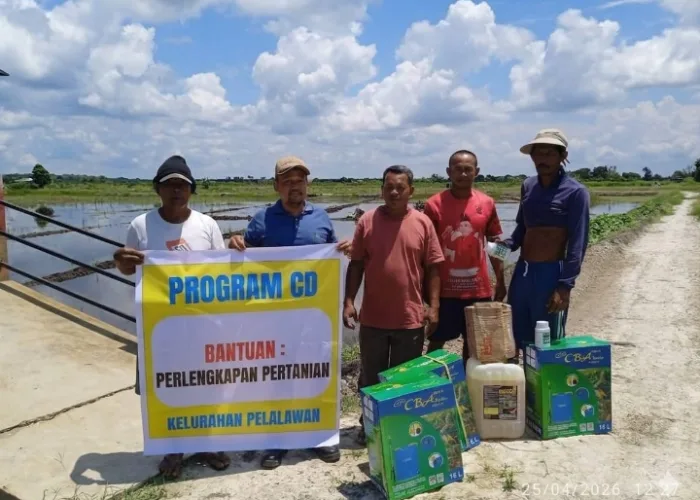 PT Selaras Abadi Utama Serahkan Beragam Bantuan Untuk Masyarakat Kecamatan Pelalawan