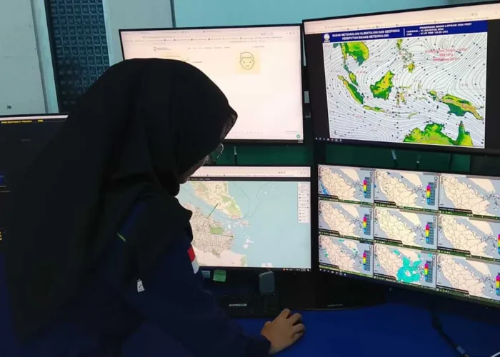 Riau Dikepung 207 Hotspot, Cuaca Hari Ini Masih Kabur dan Berawan
