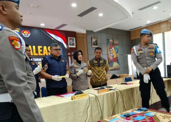 Jejak Emas Ilegal Sumbar ke Malaysia, WNA India Ditangkap di Kota Solok