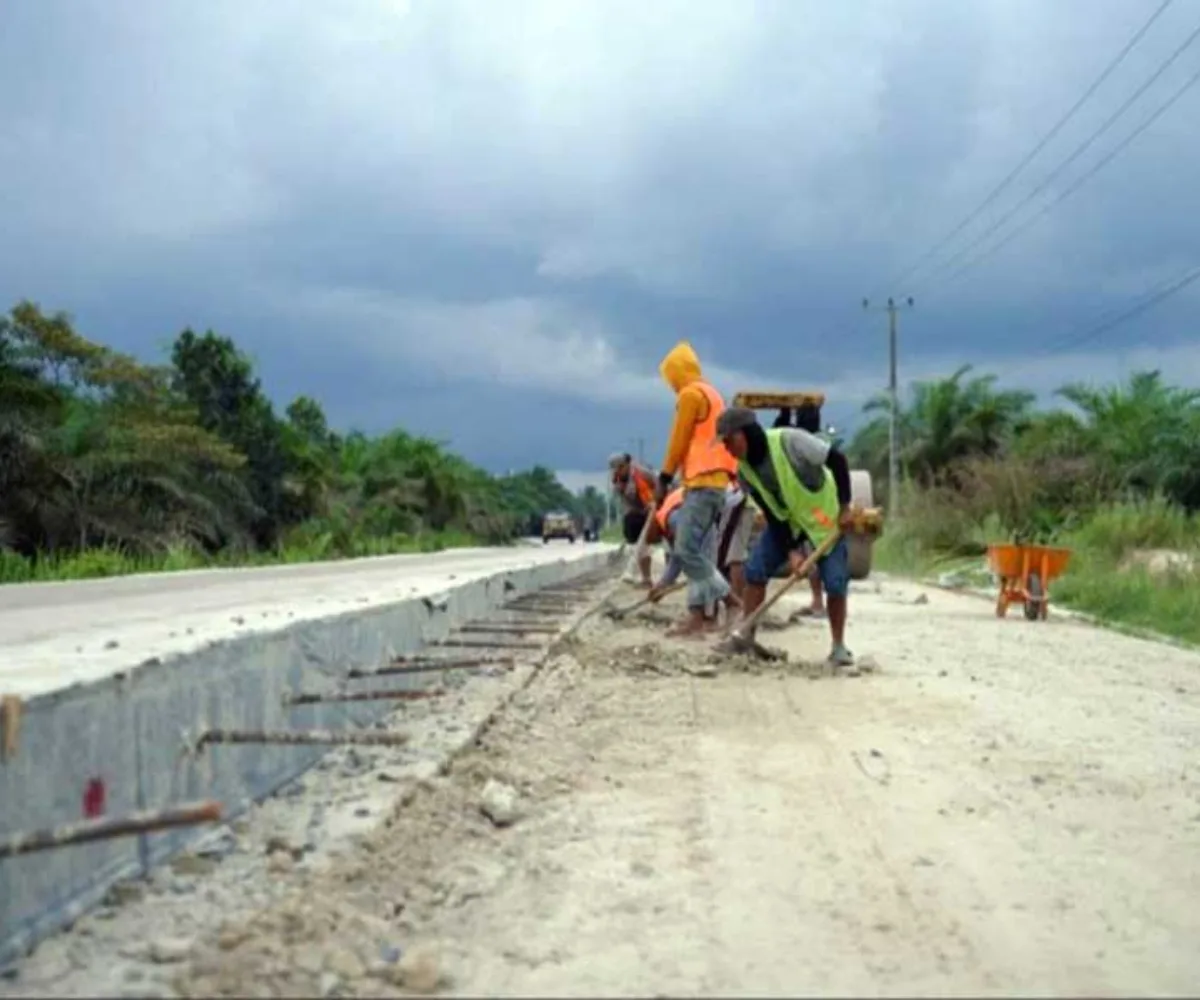 DBH Sawit Riau Rp101 Miliar Untuk Perbaiki Jalan Mahato-Simpang Manggala