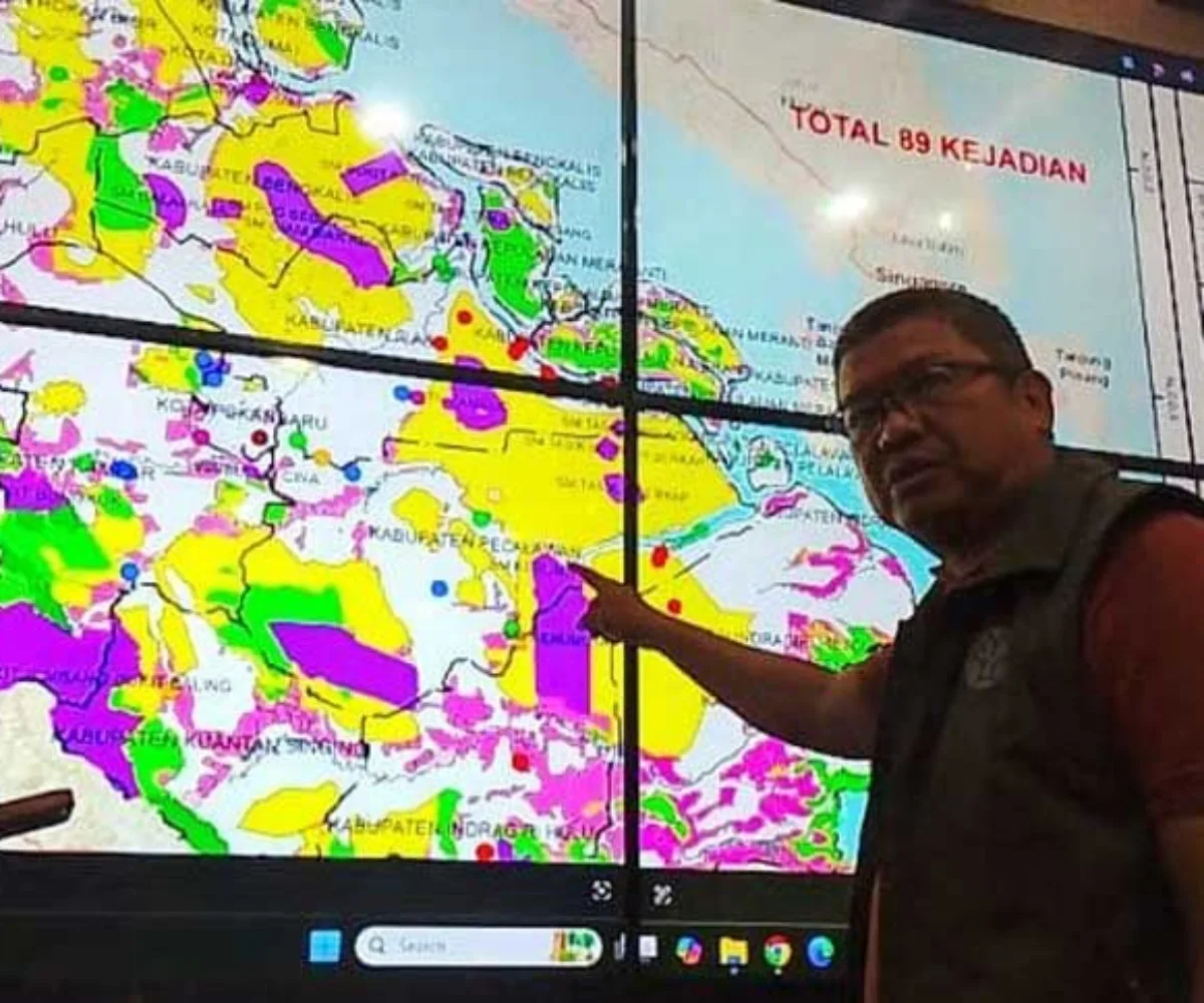 Hotspot Riau Sore Ini Melonjak Jadi 64 Titik, Jarak Pandang Masih Relatif Baik