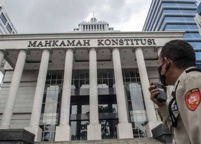 Menggugat Ambang Batas Pilkada ke MK, Mengapa Calon Tunggal Masih Bermunculan?