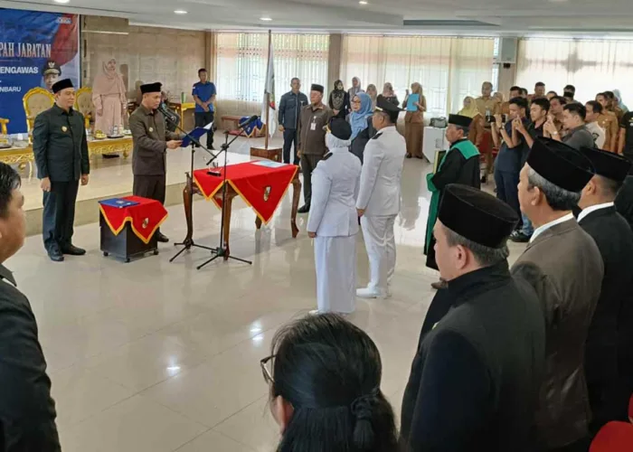 Agung Nugroho Lantik 63 Pejabat Pekanbaru: Hari Ini Dilantik, Besok Bisa Diganti