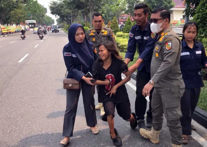 Kejar-kejaran Warnai Penertiban Gepeng dan Pengamen di Pusat Kota Pekanbaru