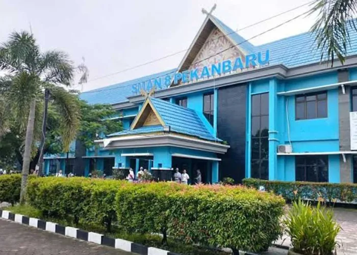 Udara Pekanbaru Membaik, Besok Siswa SMA dan SMK Pekanbaru Kembali Sekolah