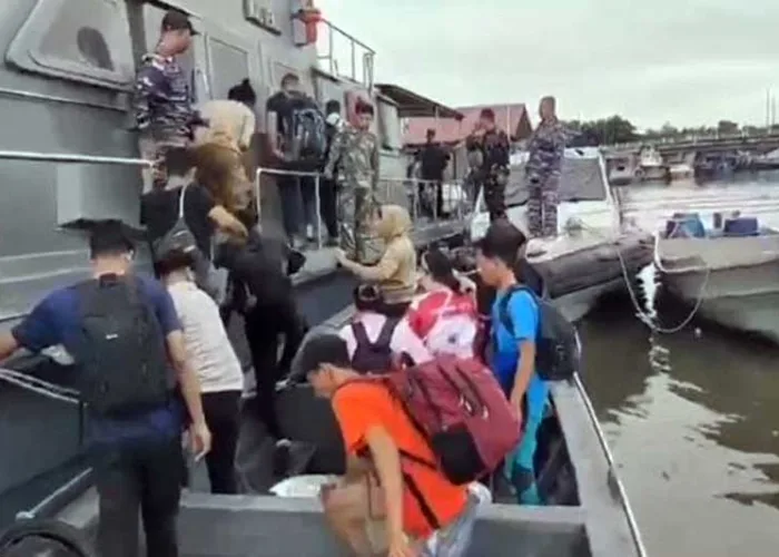 TNI AL Gagalkan Penyelundupan 16 Orang dari Malaysia di Dumai, Mengaku Bayar Rp9 Juta