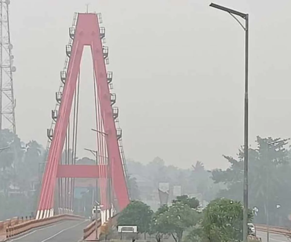 Asap Kiriman Mulai Selimuti Sumbar, Sejumlah Sekolah Diliburkan, Pemprov Kaji WFH ASN